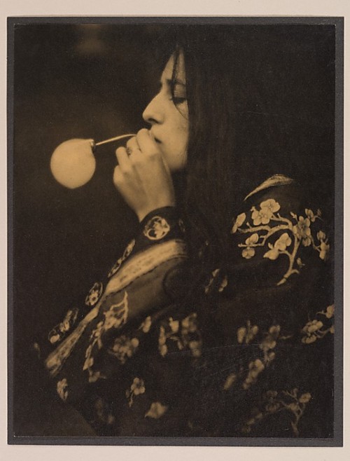 The Bubble (c. 1908) Platinum print Alvin Langdon Coburn (1882 - 1966)