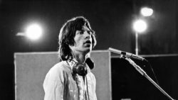 rrehtro: Mick Jagger in the recording studio