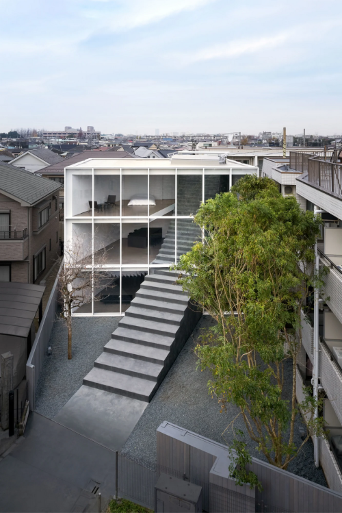 nendo        stairway house - tokyo 2020Enclosed inside the “stairway” are functional elements, such