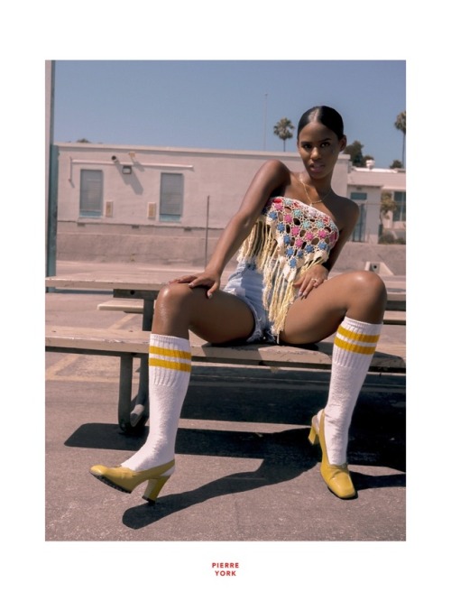 siouxlove: Kendra Bailey by Pierre York