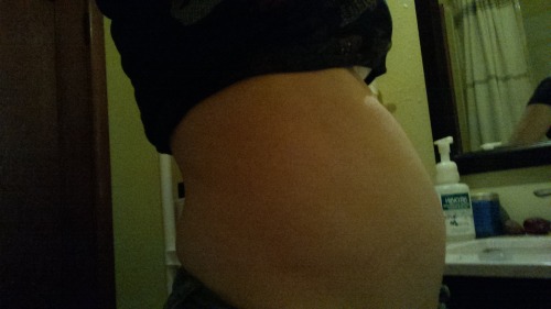 XXX sweet-plush-tummy:  pamprin makes me bloat photo