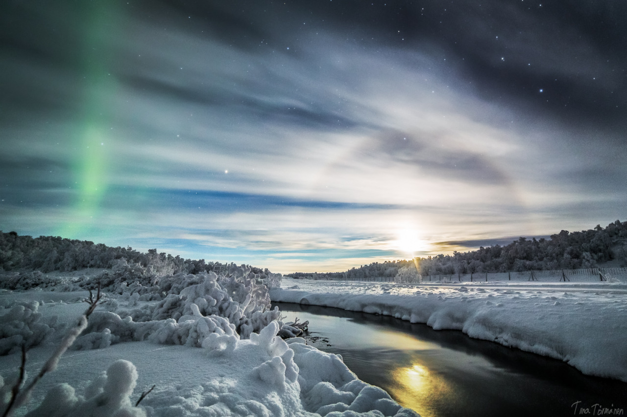 tiinatormanenphotography:  Suttesjohka moon halo.  One of my favourite photos from
