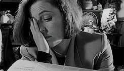 wowdanascully:Scully + Facepalm