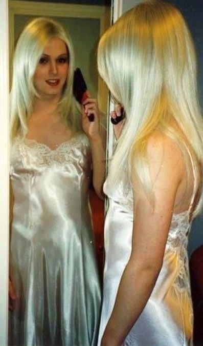 http://prettycd.tumblr.com/post/118774769104