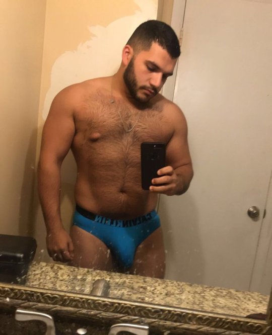 tommytank4: betocheto18:   Jordan Originally betocheto17 ❌Now, follow betocheto18 for more 🔥 content!  Tommytank4 is back! Follow me for more hot and muscular men 