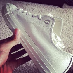 My Sis @Highheelsg Jus Hooked My Up For My Bday!! Love You Sis😍😍😍 #Leatherchucks