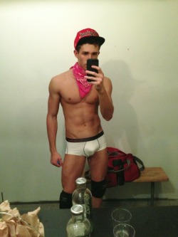 God I&rsquo;d some naughty things to this boy&hellip;