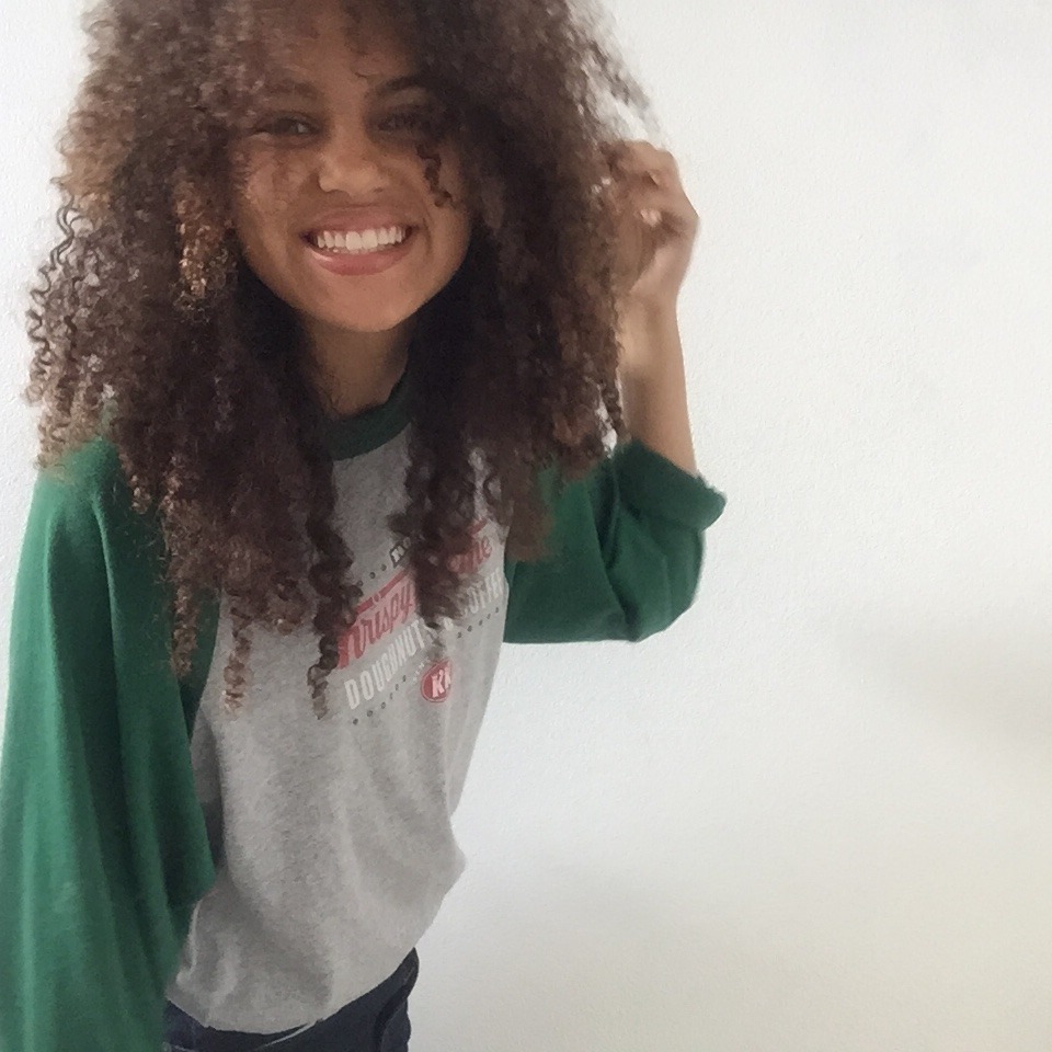 sadsprouts:  really feeling my hair right now 