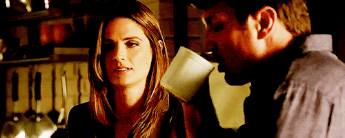 howthisworks-caskett:I truly loved how Beckett was all irritated about Martha’s dramatics right up u