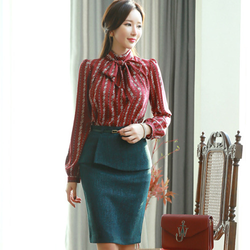 Chic pencil skirts to wear this fall!https://goo.gl/qNHGCk