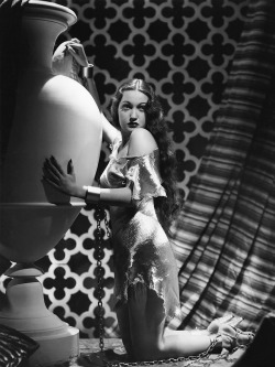 Yoiness:  20Th-Century-Man:  Dorothy Lamour / Publicity Still For Mark Sandrich’s