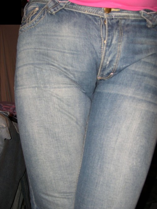 complete-feminized: Sexy gurl in skinny jeans! See my own pix at complete-feminized.tumblr.c