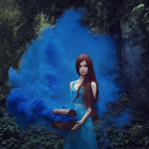 jedavu:Enchanting Fairytale-Inspired Photos by Anita Anti