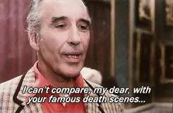 dartranna-alurath:gothiccharmschool:madamecuratrix:the-impaler:Someone hold meBest thing I’ve seen a