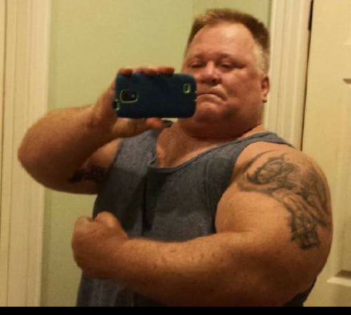 XXX sukhmann:350lb strong man. photo