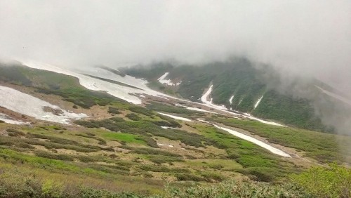 Even it’s almost the end of July, you can still find snow on the mountains. People were still 
