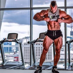 big-strong-tough:  Zac Smith 