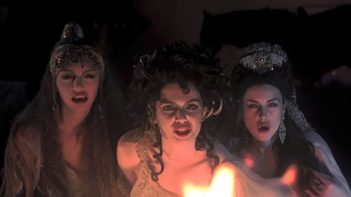 bigbutt-biggerimagination: Bram Stoker’s Dracula - 1992, Francis Ford Coppola