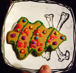 shanedog09:We made each other gingerbread cookies. @iamapaperuniverse