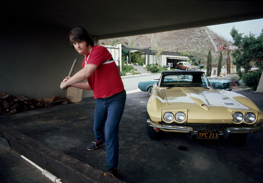 old-school-fools:  Brian Wilson in his garage, 1967