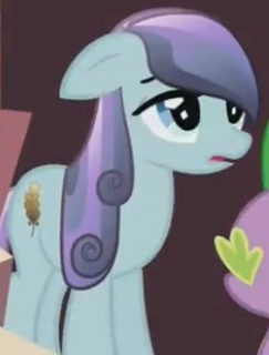thedenofravenpuff: Another random Crystal Pony observation. The glow and crystalline