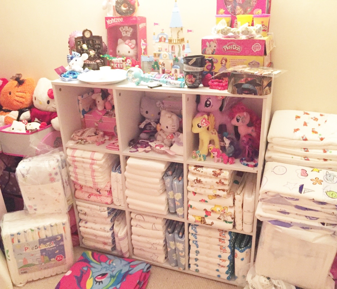 girl–cat:  Sometimes when I’m feeling sad or frustrated I’ll go to my playroom