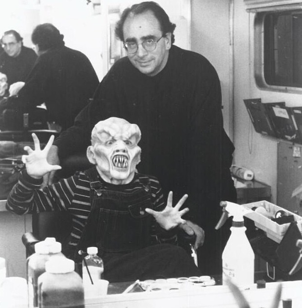 halloween-addiction:  Behind the scenes of the Goosebumps episode The Haunted Mask