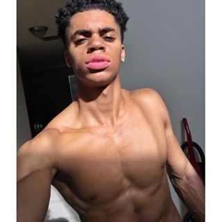 sexyblackcelebs:  Deven Hubbard