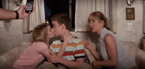Jennifer Aniston We're The Millers Kiss