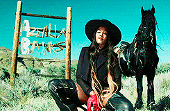 ilivefortheapplause:  I want to be my own thing, I don’t want to be anyone 2.0,