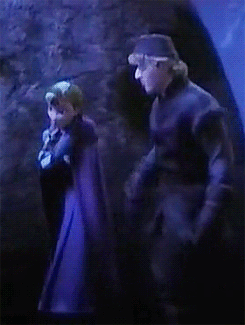 letalltheearthrejoice:  AHHHH HE’S SO AWKWARD AND PRECIOUS 