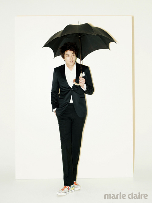 kmagazinelovers:  Kim Rae Won - Marie Claire Magazine January Issue ‘13