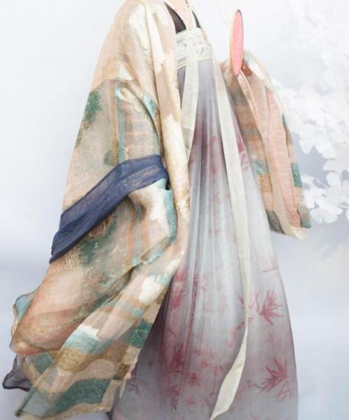 司南阁 chinese hanfu | 交领襦裙、齐胸襦裙、披帛、大袖衫、立领披风