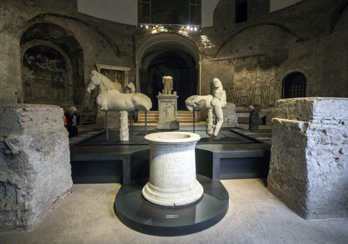 Marble containment basin of the Spring of Juturna with altar from Juturna’s temple and statues of th