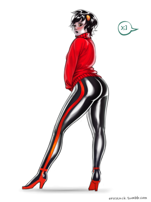 Femkri and her tight pants