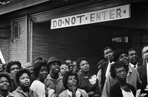 James Karales. Onlookers at the Gaston Motel in Birmingham, Alabama, 1962.