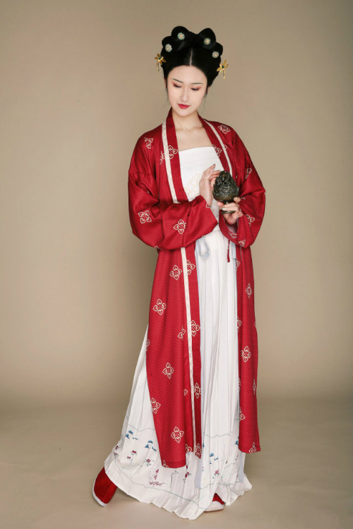 hanfugallery:Chinese hanfu by 楠歌馆