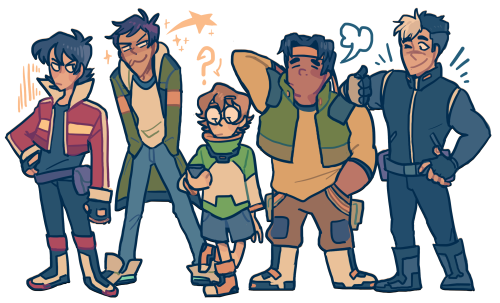 chipchopclipclop: i watched all of voltron at once with a friend aND ITS PRETTY GOOD