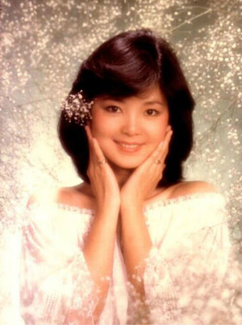 classicladiesofcolor:Late, great, and beloved pop star, Teresa Tang (known as Dèng Lìjūn in China [x