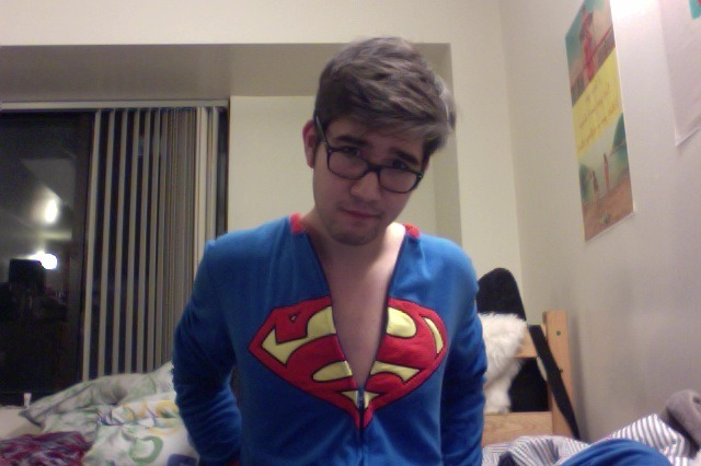 shamitomita:I got a superman onesie and it comes with a cape!!!
