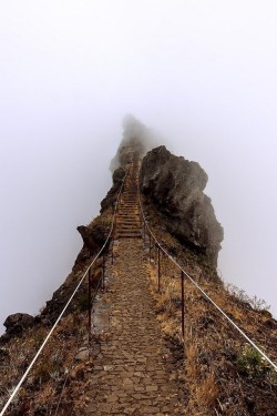 earthunboxed:  Stairway into the clouds in