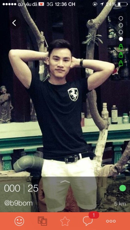 khongten00: harrybobo: mindukexxxguy: Top ngã tư sở, ai có fb reblog nhé :)) A 