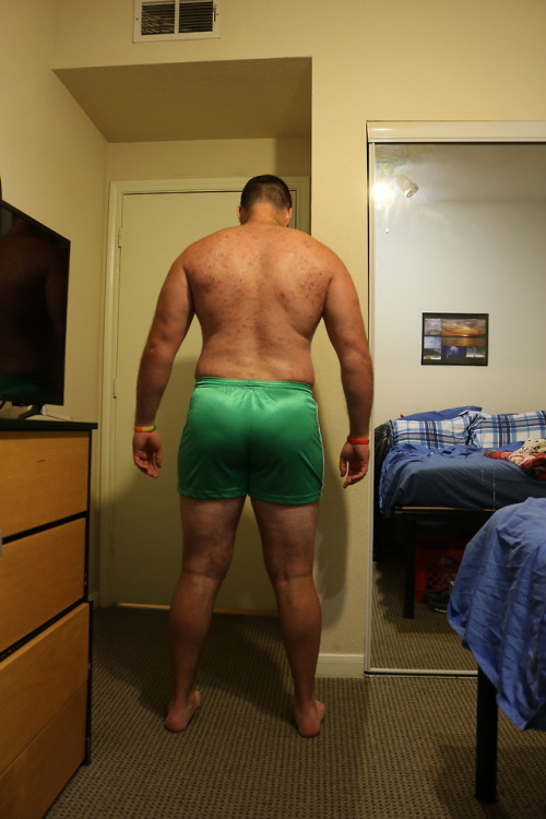 beefisbetter93:  jaycub04:  I hit 230lbs today and was feeling good 😊 Had a bad injury and was out for 2 weeks, but I have made a full recovery!  Now show me 250 lbs. 😜
