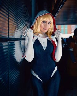 sharemycosplay: #Gwensday fun continues! #Cosplayer @elena_strikes with an amazing shot of her #Spidergwen. #cosplay #marvel #comicbooks  It’s #Gwensday my dudes 🕸💕 • • 📸 @candidjohnkim • • • #gwenstacy #spidergwencosplay #marvelcosplay