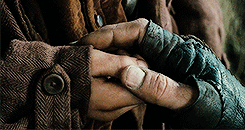 ohfili:lord of the rings + hands