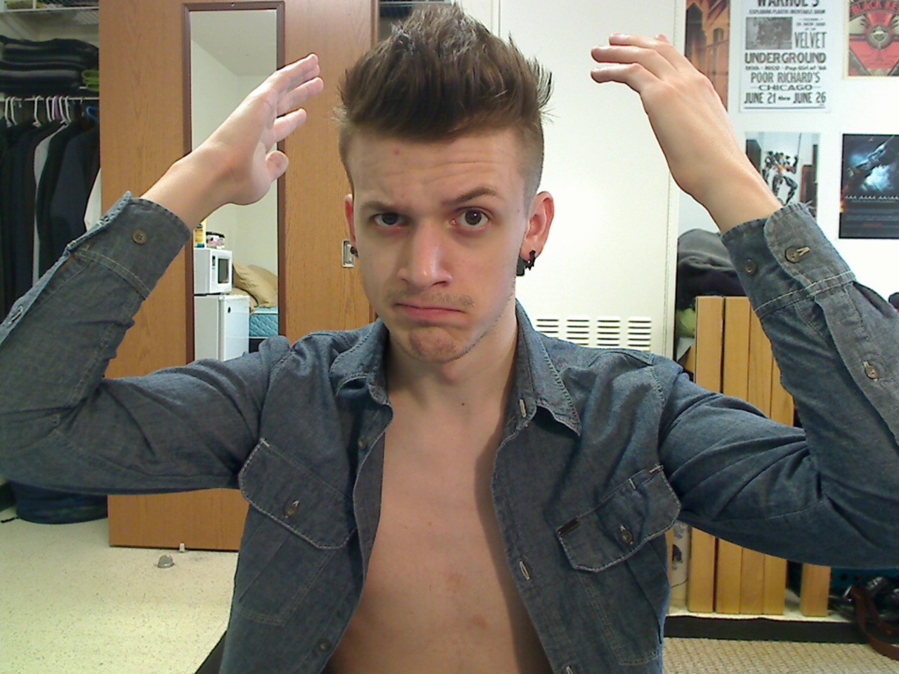 theyearofbecoming:  New haircut ! !