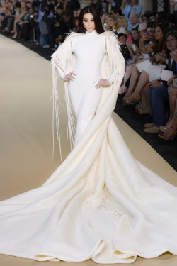 mybeautifulmultitudes:  Fan Bingbing, Stephane Rolland, Fall 2012 CTR shut the front door