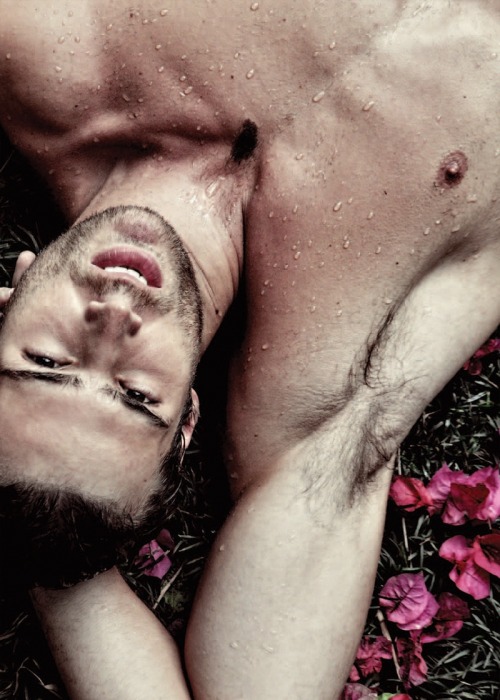 jvpoz:  Victor Benain 