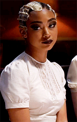 jamalplummer:  prunight:Sabrina: 🗣  Prudence: 😒  Sabrina: I AM SABRINA SPELLMAN……!!!!Prudence: