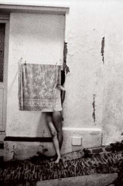 grigiabot:  Francesca Woodman  Also